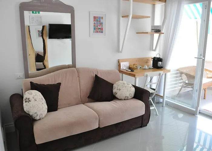 Glamroom Luxury Terrace
