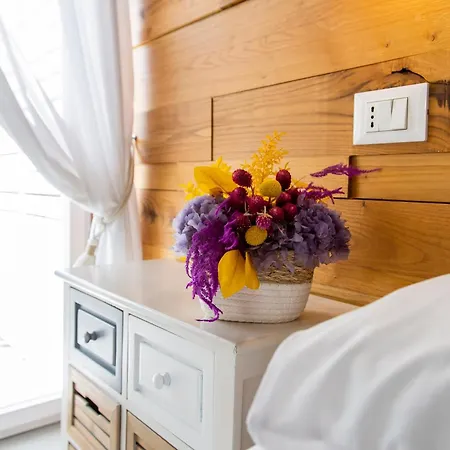 글램룸 럭셔리 테라스 4*