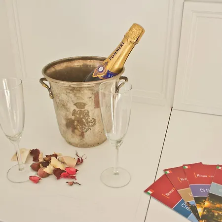 Гостевой дом Glamroom Luxury Terrace 4*