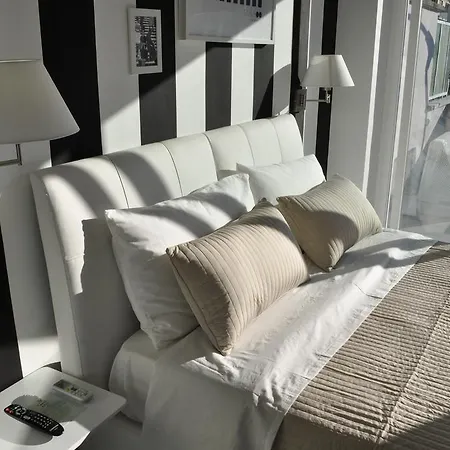 Glamroom Luxury Terrace Guest house *