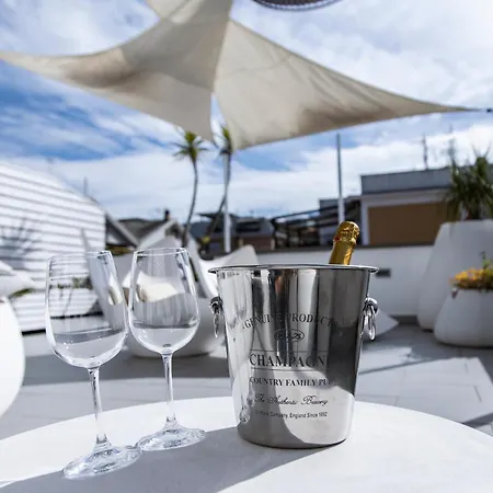 Glamroom Luxury Terrace Penzion *